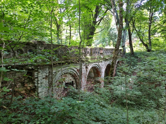 Демьянки, зона отселения. Парк /Герардов.